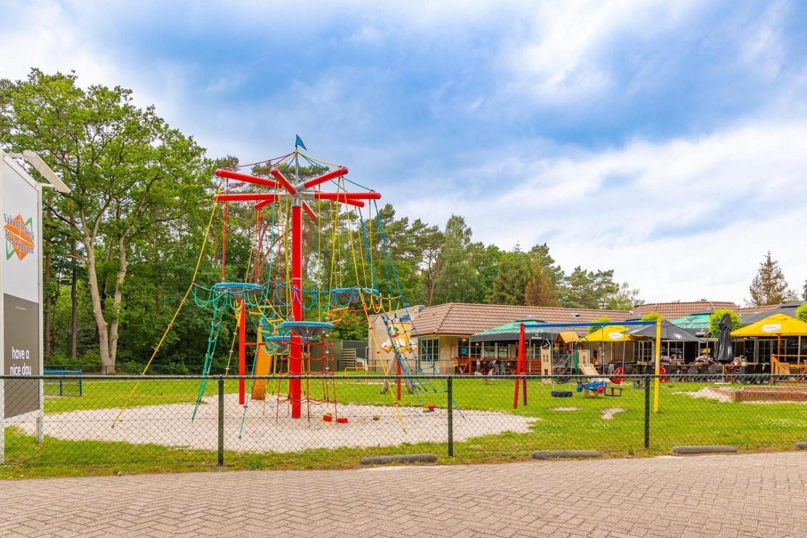 Bungalow - 6 Personen Gelegen In De Nabije Omgeving Van Avonturenpark Hellendoorn En De Prachtige Sallandse Heuvelrug En Eelerberg Экстерьер фото